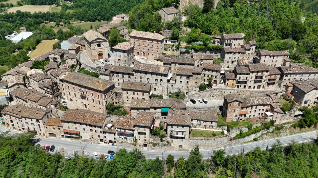 Appartamento in vendita a Montefortino