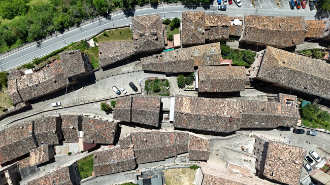 Appartamento in vendita a Montefortino