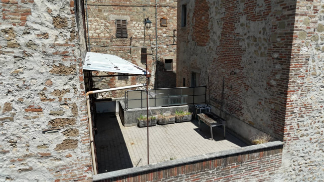 Appartamento in vendita a Montefortino