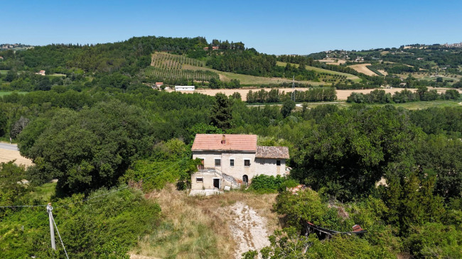 Rustico in vendita a Servigliano