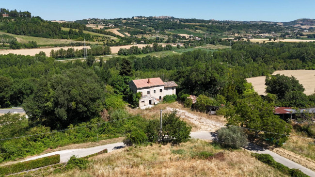 Rustico in vendita a Servigliano