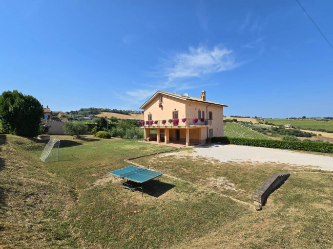 Casa singola in vendita a Fermo