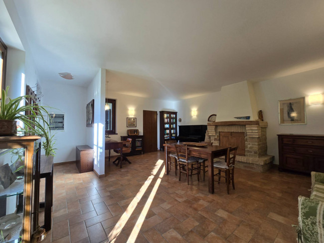 Villa in vendita a Treia