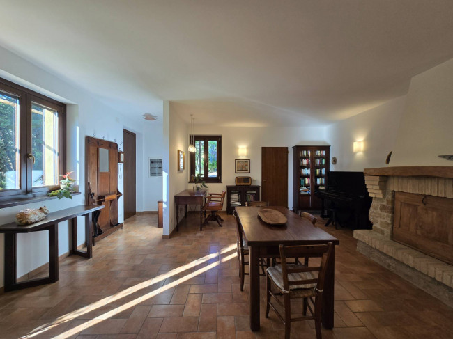 Villa in vendita a Treia