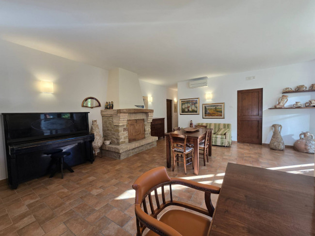 Villa in vendita a Treia