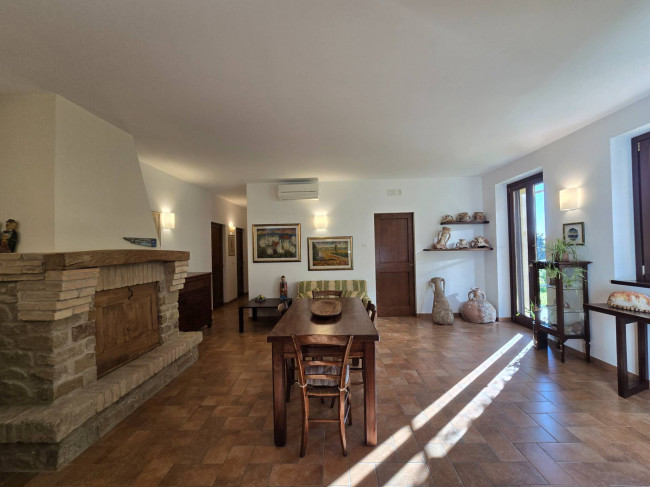 Villa in vendita a Treia