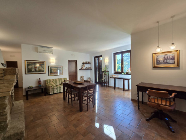 Villa in vendita a Treia