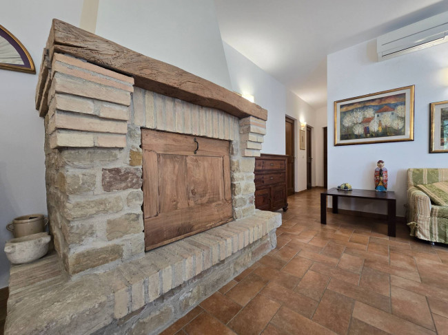 Villa in vendita a Treia