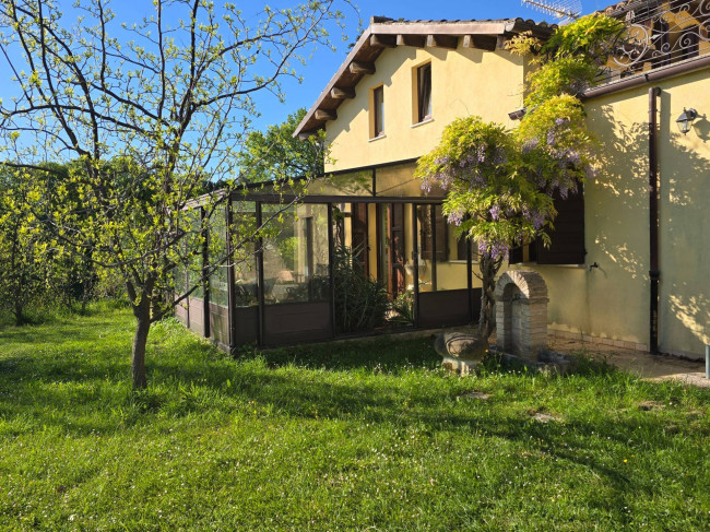Villa in vendita a Treia