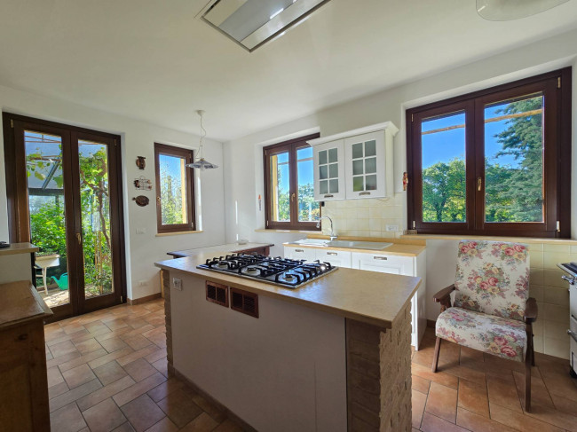 Villa in vendita a Treia