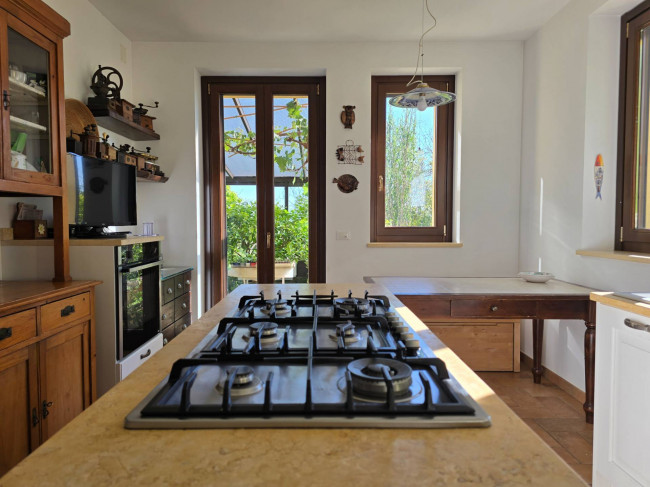 Villa in vendita a Treia