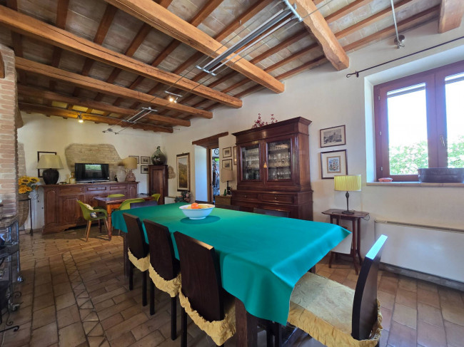 Casale in vendita a Fermo