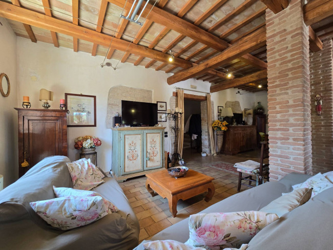 Casale in vendita a Fermo