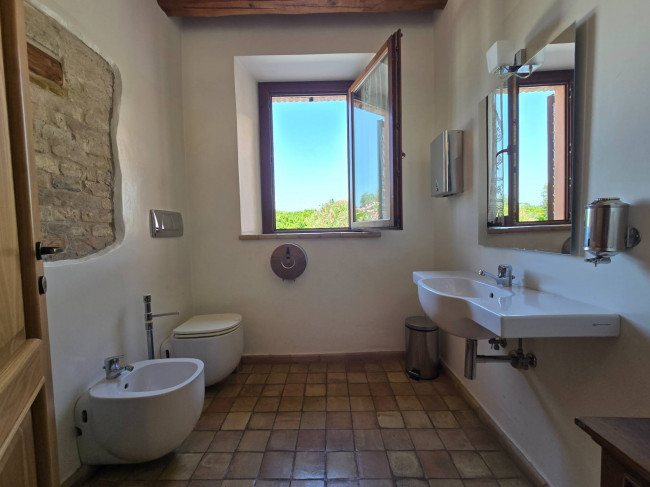 Casale in vendita a Fermo