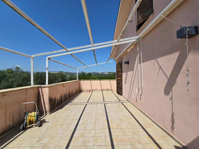 Casale in vendita a Fermo