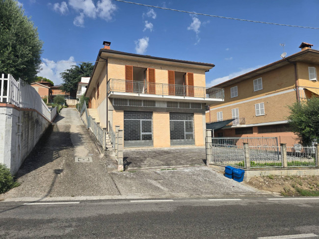 Casa singola in vendita a Grottazzolina