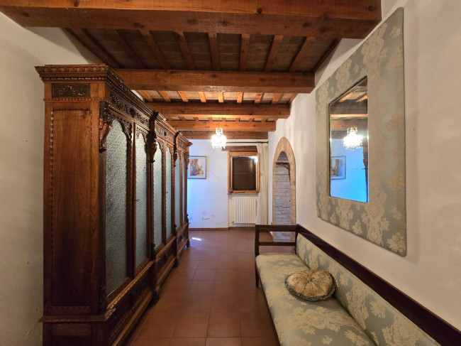 Casale in vendita a Monte San Pietrangeli