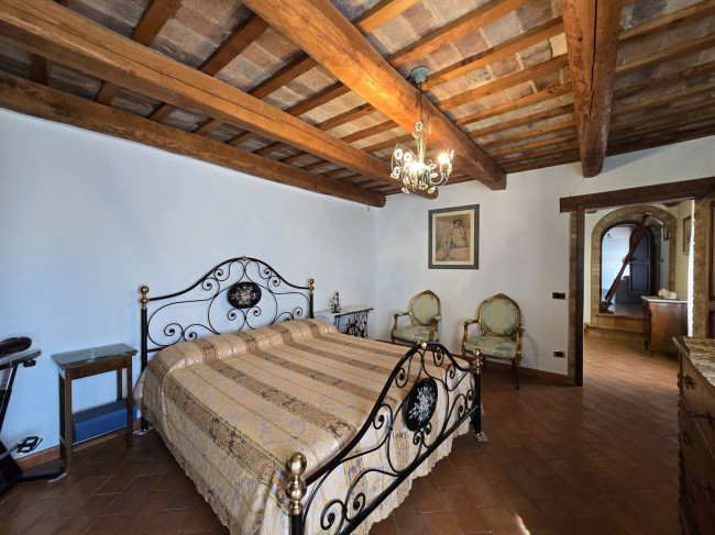 Casale in vendita a Monte San Pietrangeli