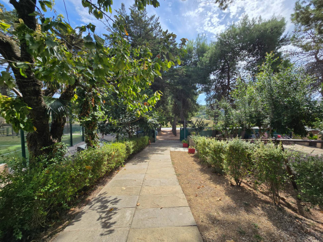 Casale in vendita a Fermo