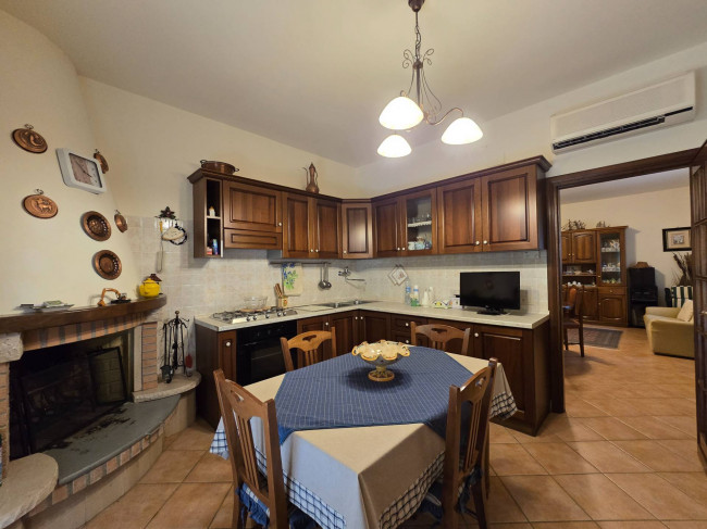Single House for sale in Montottone