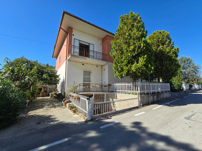 Casa singola in vendita a Grottazzolina