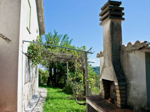 Casale in vendita a Ortezzano