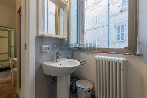 Room for rent in Fermo