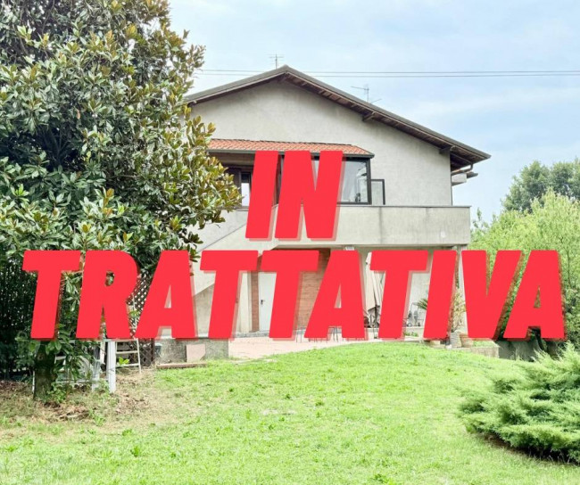 Casa Bifamiliare