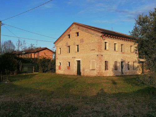 Rustico in vendita a Montebelluna