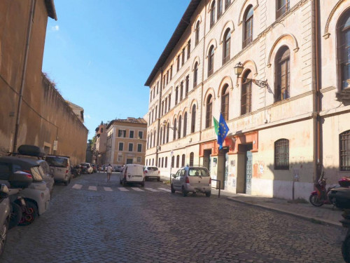 Appartamento in vendita a Trastevere, Roma (RM)