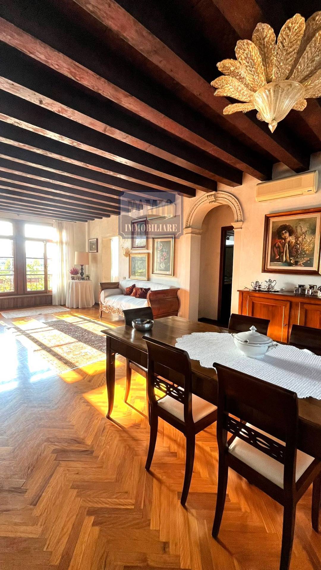 Villa in vendita a Paese