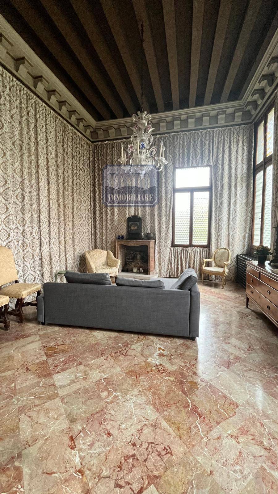 Appartamento in vendita a Venezia