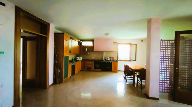 Villetta bifamiliare in vendita a Trevignano