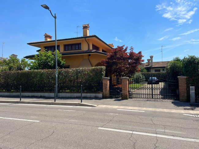 Casa singola in vendita a Paese