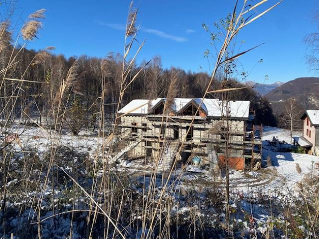 Casa semi indipendente in vendita a Alta Valle Intelvi