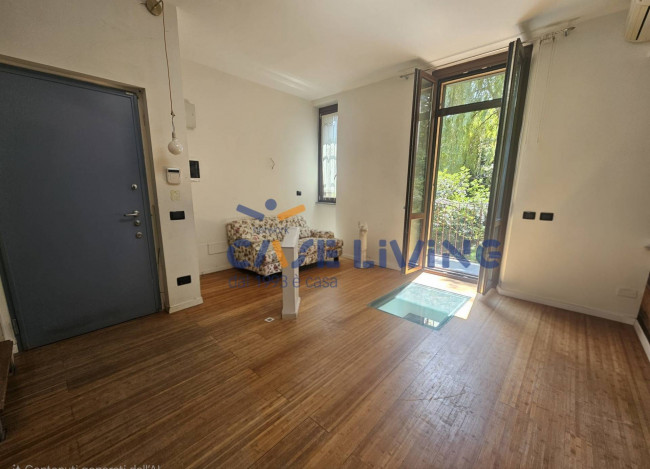 Casa semi indipendente in vendita a Milano