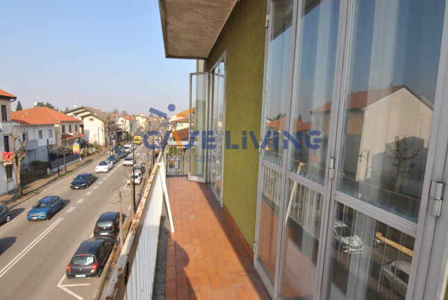 Appartamento in vendita a Garbagnate Milanese
