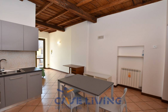 Appartamento in affitto a Rosate