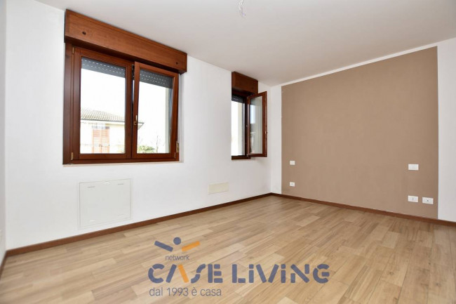 Casa semi indipendente in vendita a Lacchiarella
