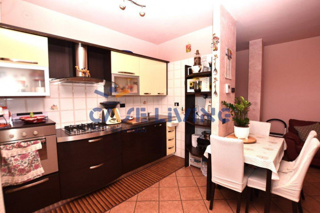 Appartamento in affitto a Rosate