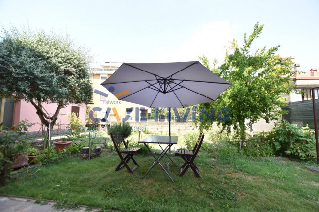 Villa in vendita a Rosate