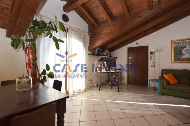 Appartamento in vendita a Besate