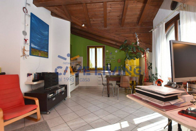 Appartamento in vendita a Besate