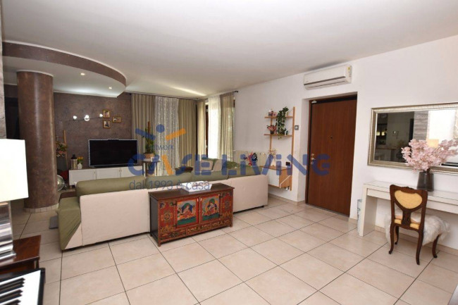 Villa in vendita a Calvignasco