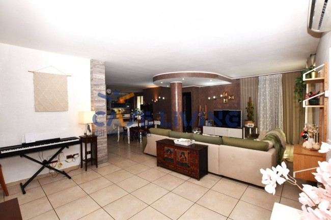 Villa in vendita a Calvignasco