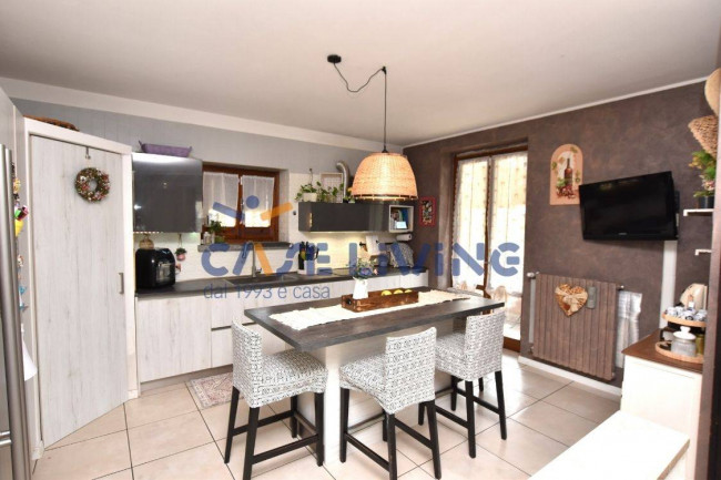 Villa in vendita a Calvignasco