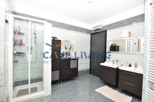 Villa in vendita a Calvignasco