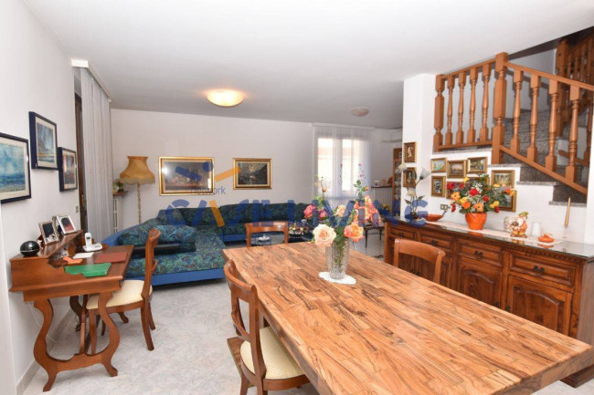 Villa in vendita a Noviglio