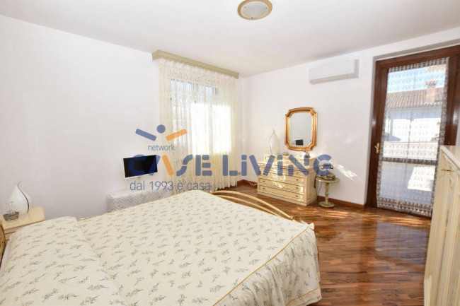 Villa in vendita a Noviglio