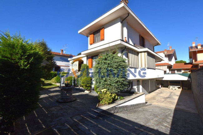 Villa in vendita a Noviglio